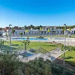 Beautiful Penthouse With Large Terrace 아파트 *