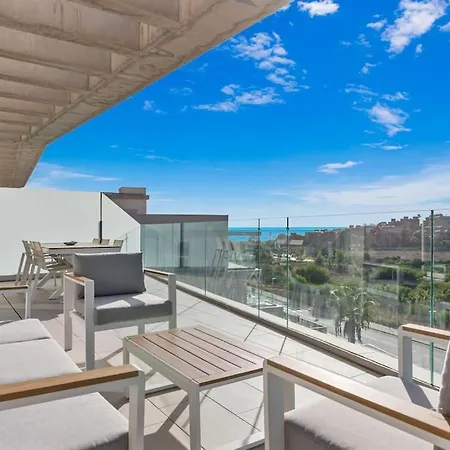 Beautiful Penthouse With Large Terrace 公寓